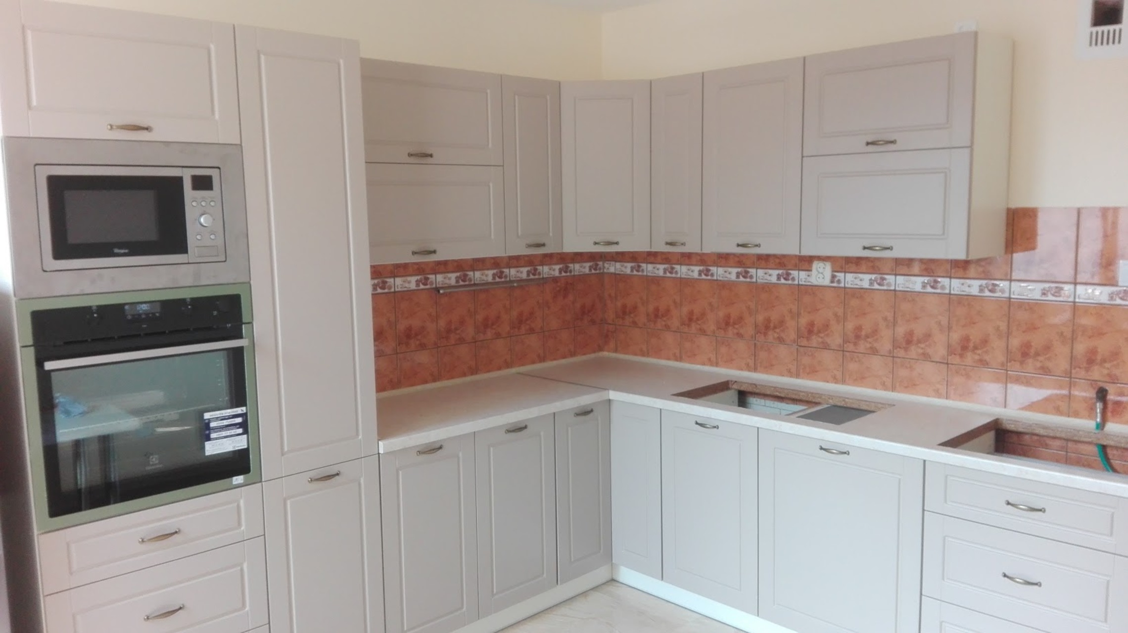 jasna_kuchnia_z_kafelkamix