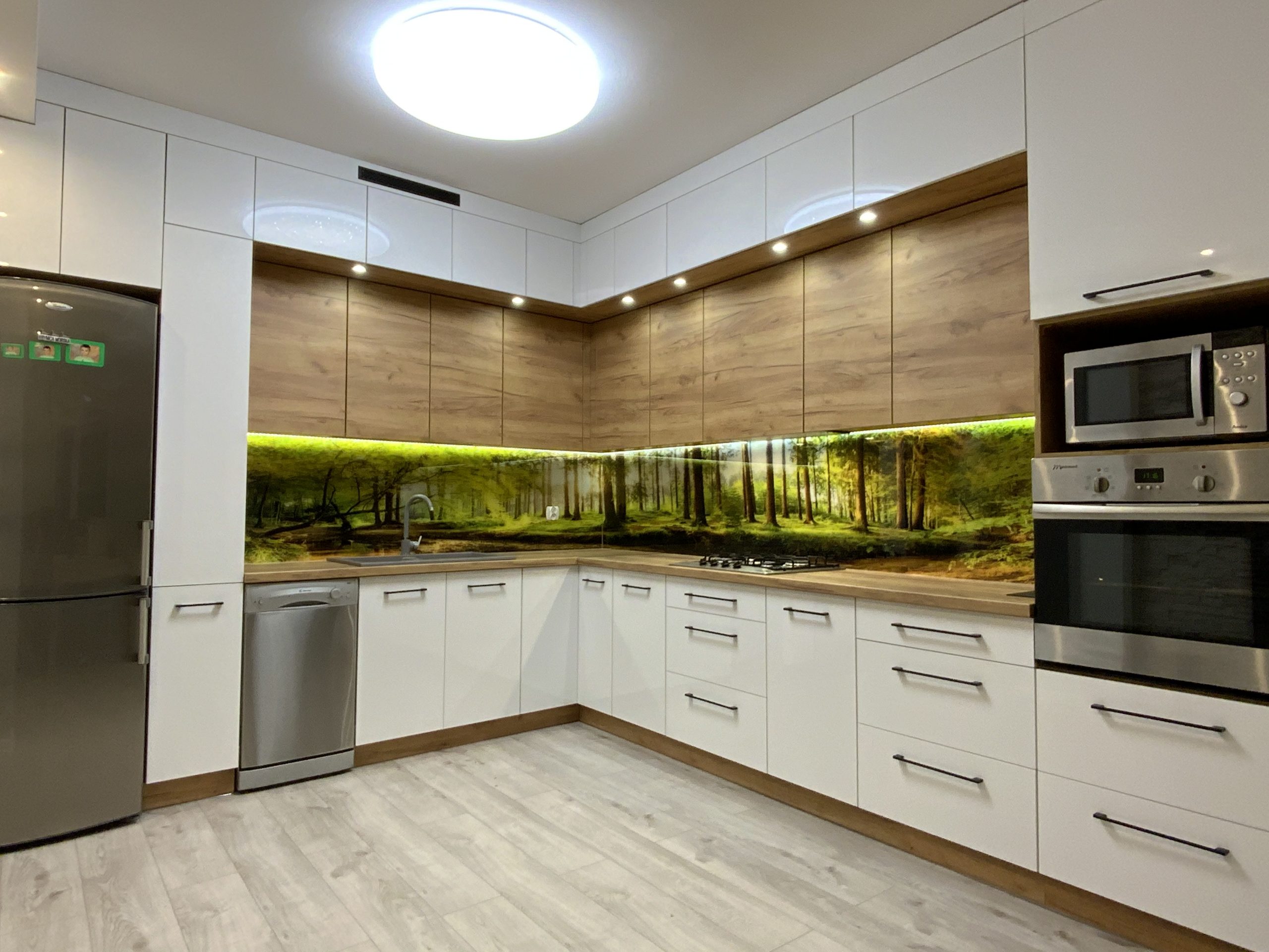 0C45CEF7-7198-4F78-A6F0-7A5A1903C845