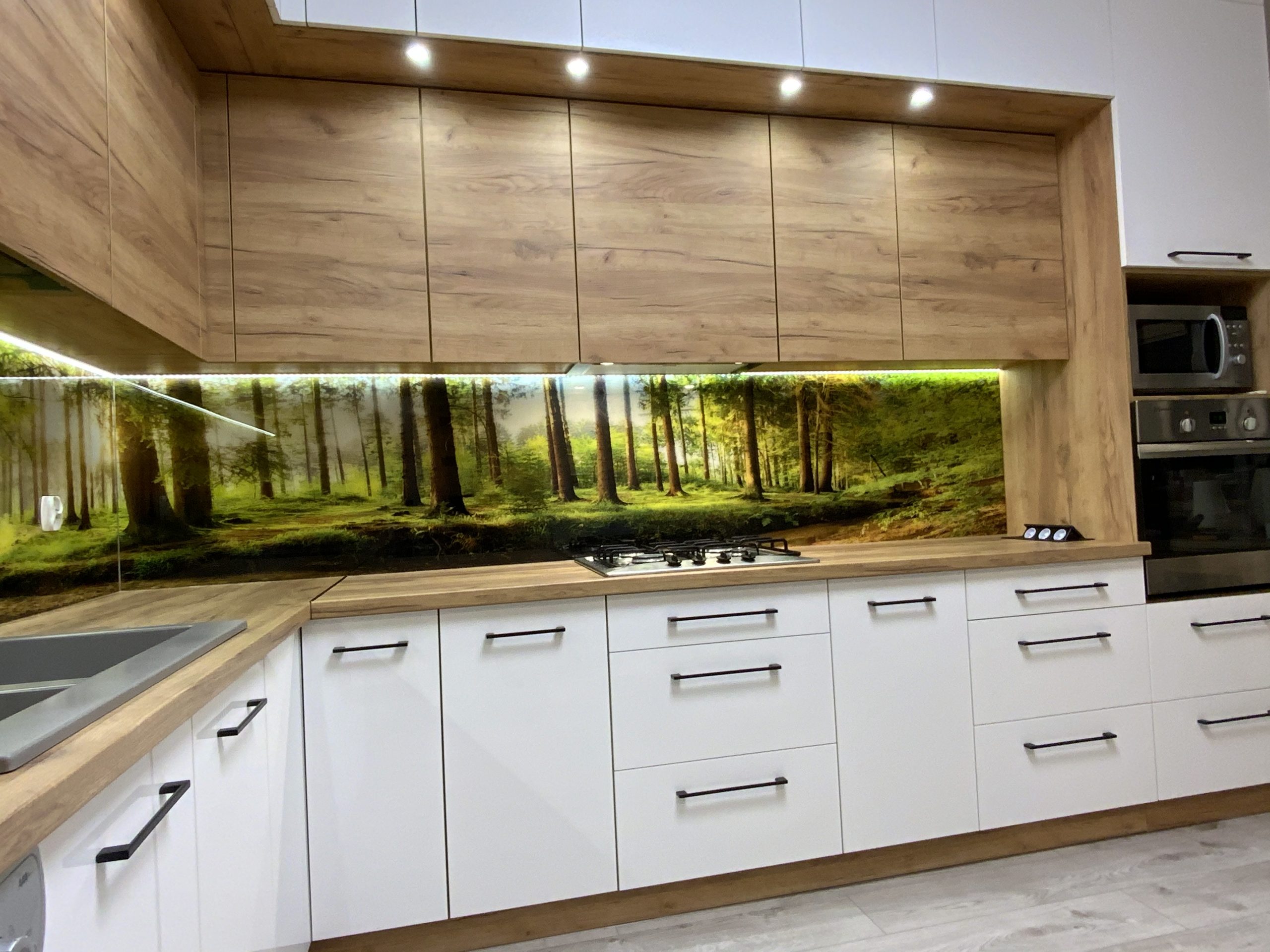 6C3D1290-90A5-44B0-A22F-A5A0F8BBA426