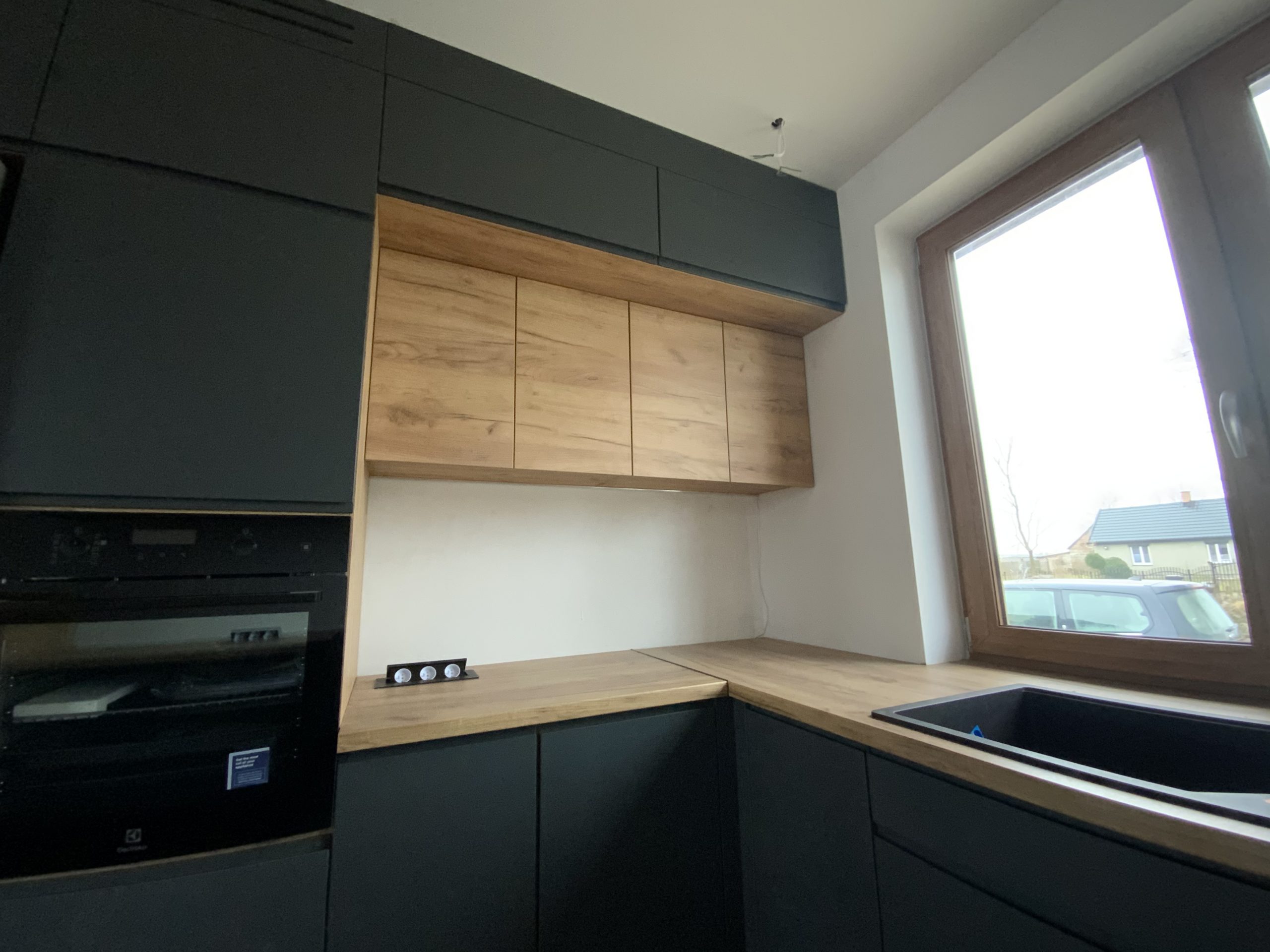 F51C58D5-5A44-46AA-90E5-99AED2094C2B