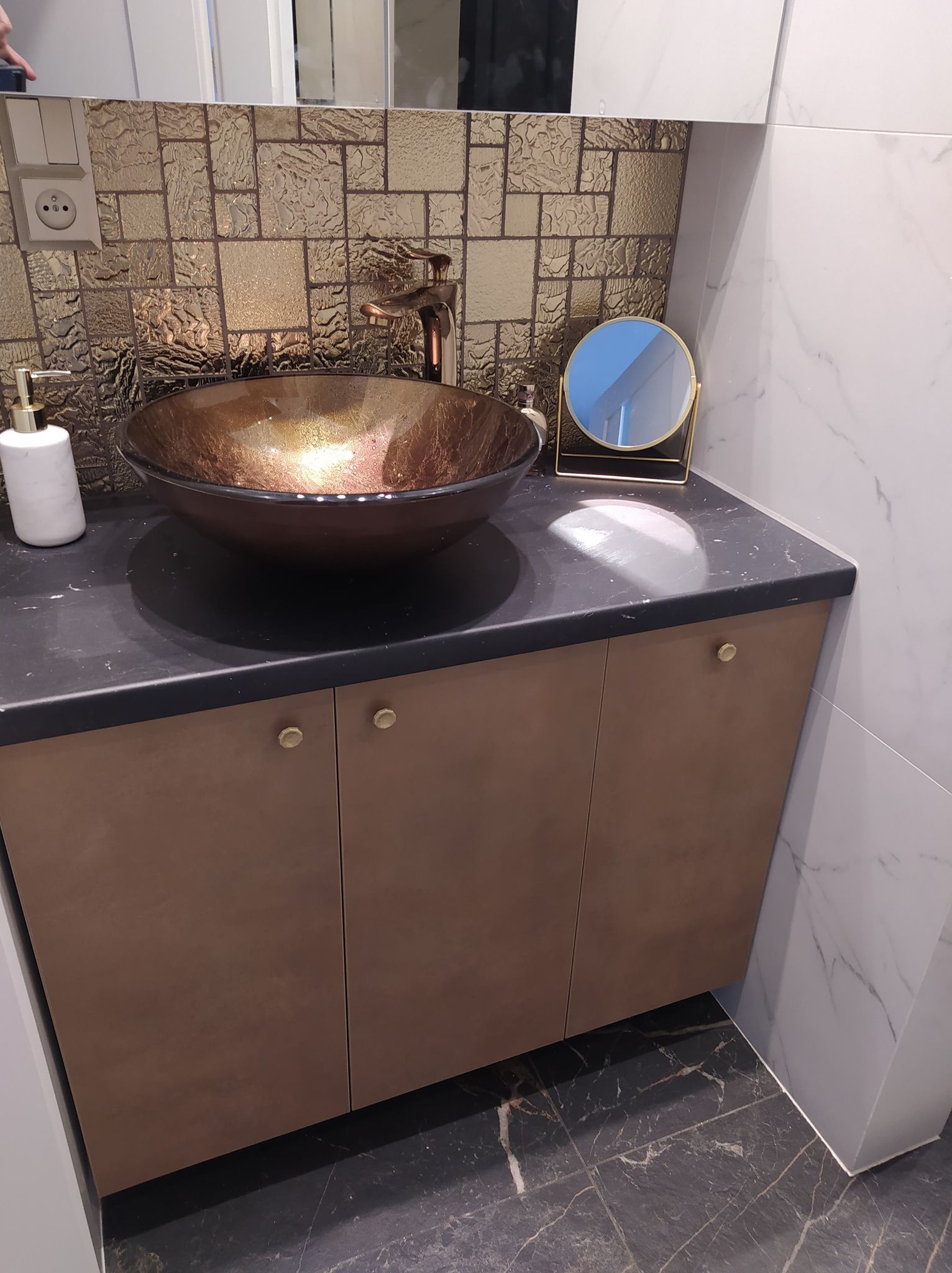 161784695_3953415541385676_1650441103999127504_n