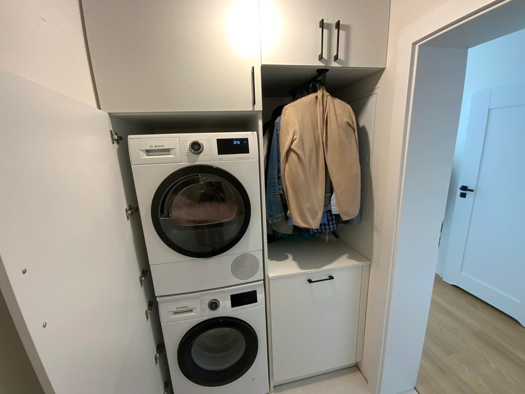 ŁAIZNEKA (3) ŁAIZNEKA (3)