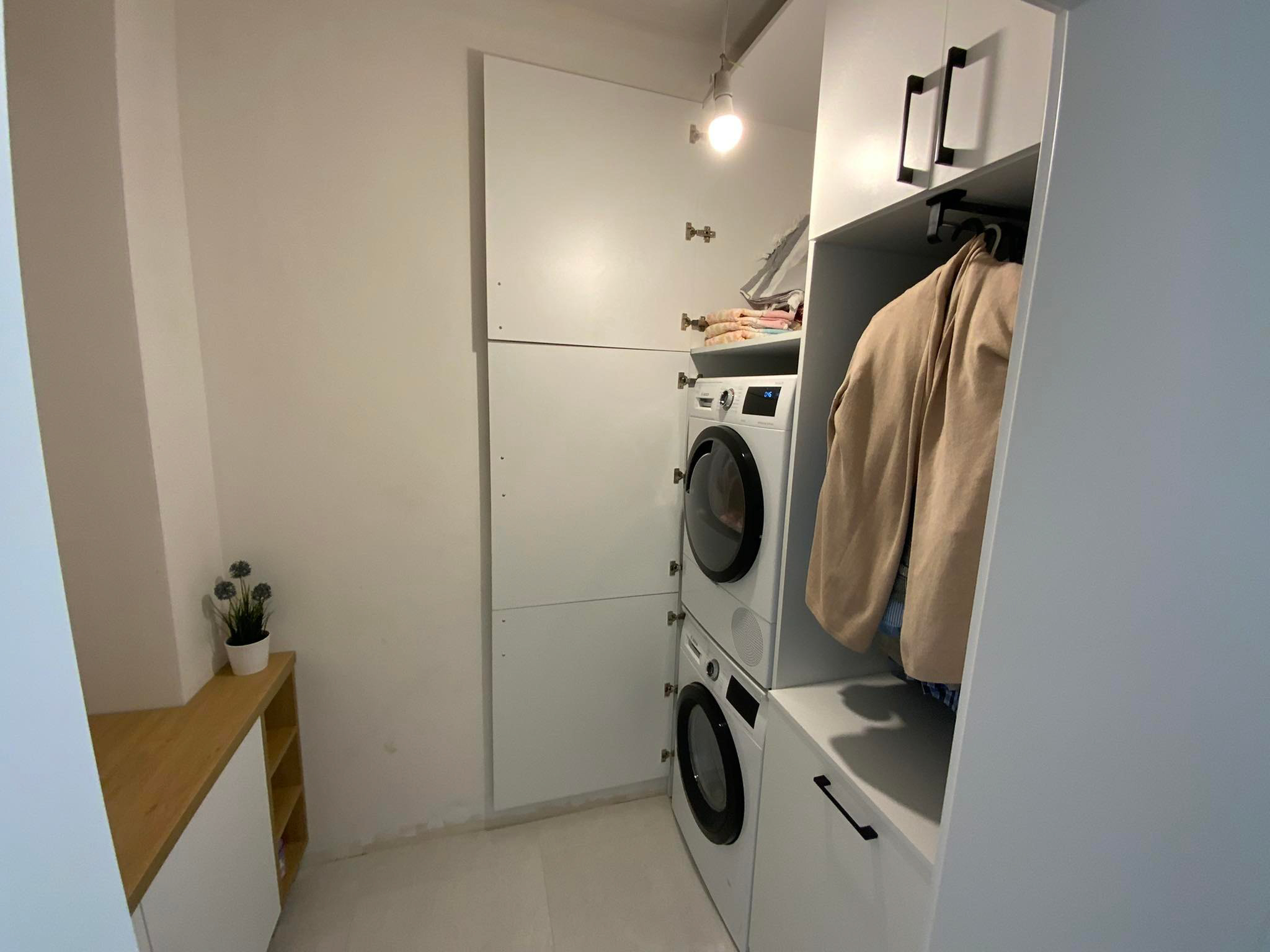 ŁAIZNEKA (7) ŁAIZNEKA (7)