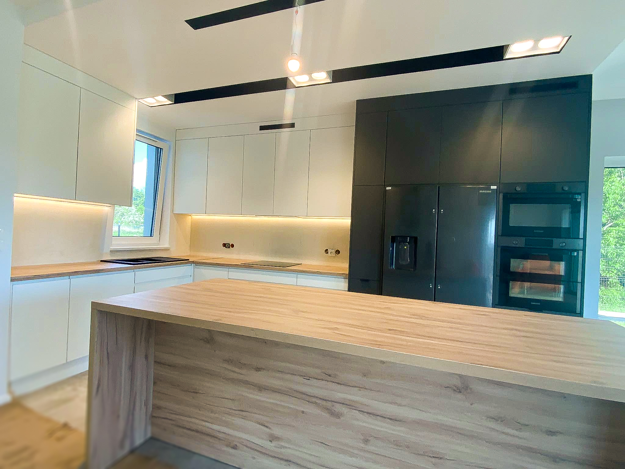 281887104_1123301291735203_6494503550867802309_n 281887104_1123301291735203_6494503550867802309_n