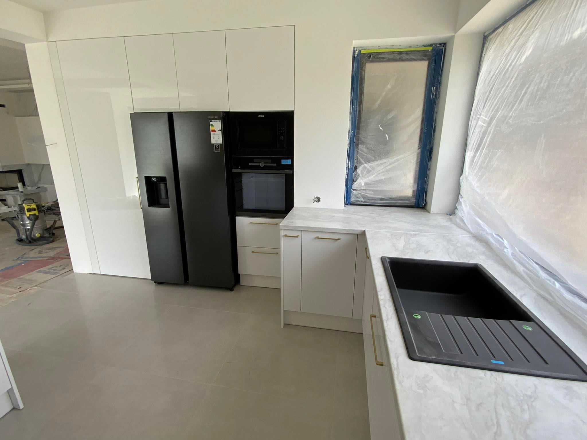 286753984_1175028503319113_717224952955378187_n 286753984_1175028503319113_717224952955378187_n