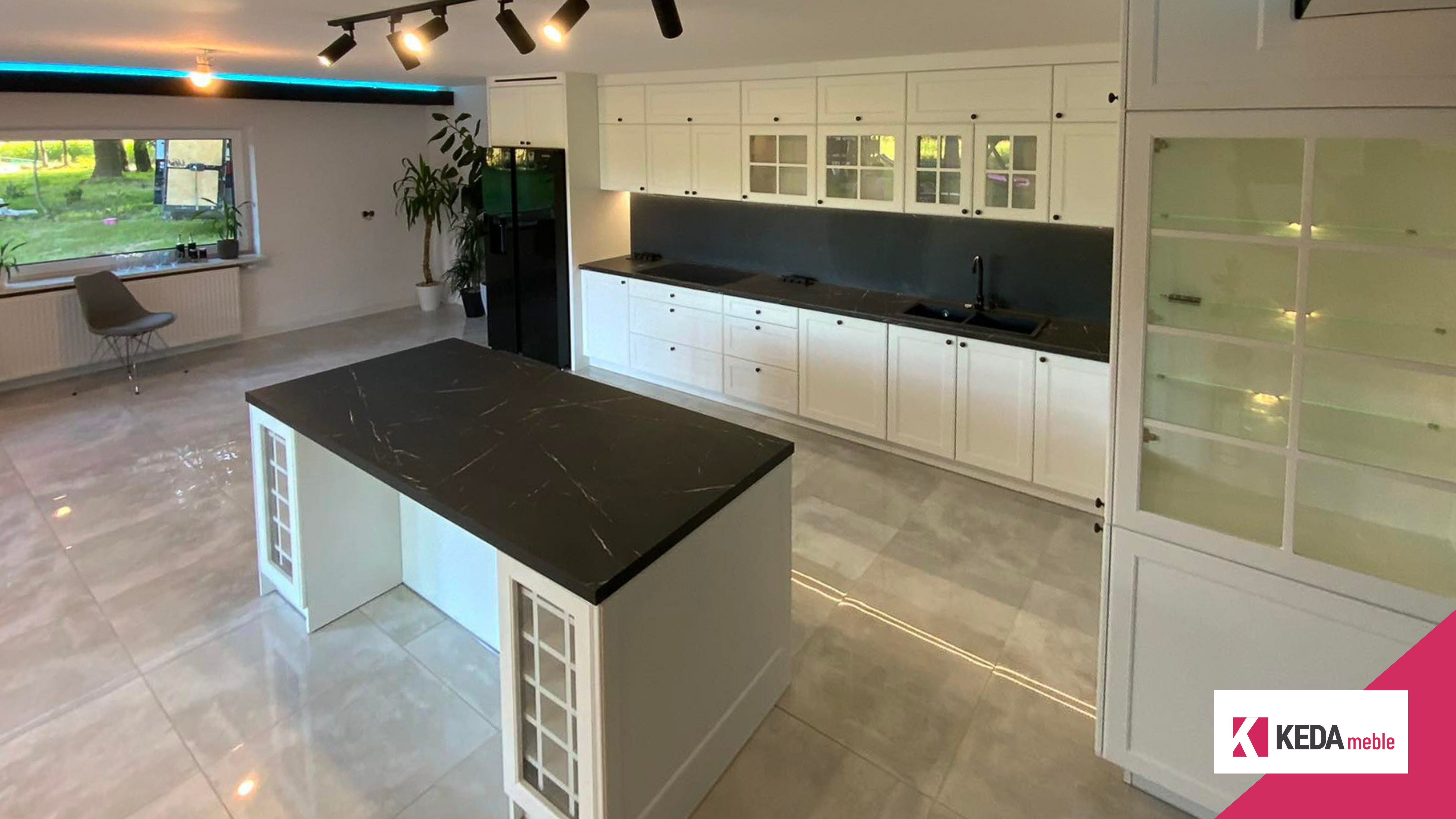 kuchnia na wymiar to gwarancja perfekcyjnie dopasowanego i funkcjonalnego wnętrza.