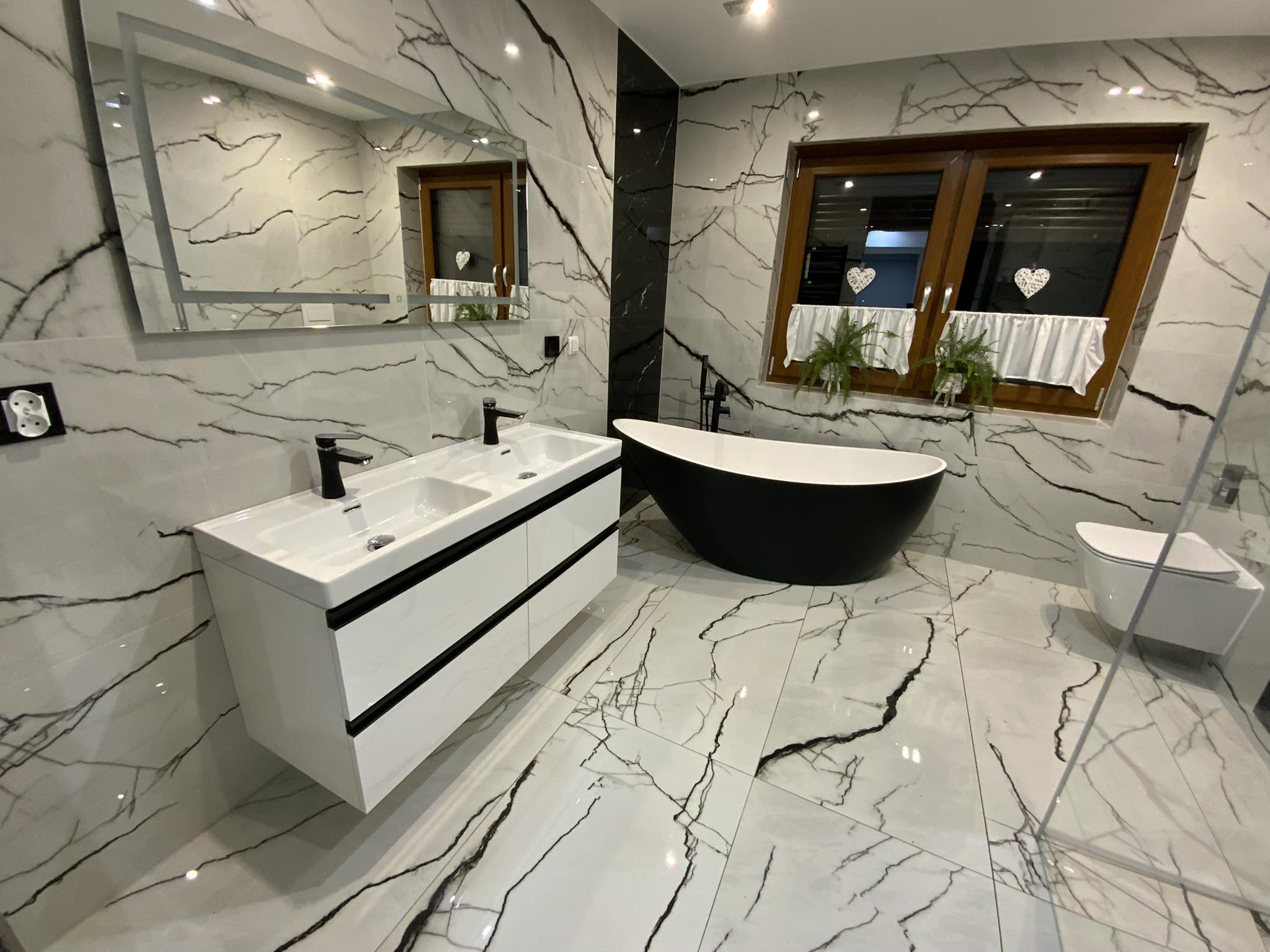 370318530_723982316439649_6746005096466794926_n