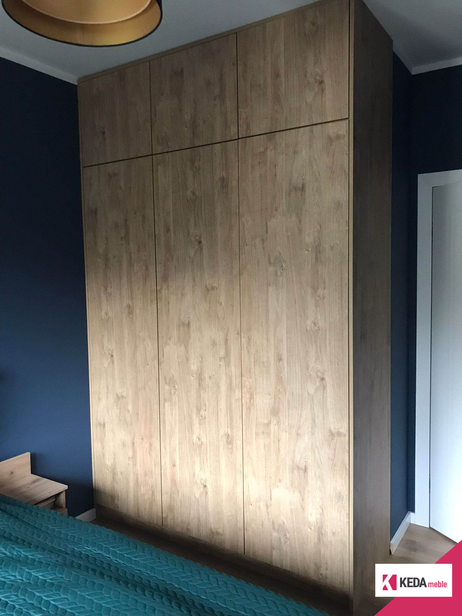 Nowoczesne i funkcjonalne mieszkanie z elegancką kuchnią i praktyczną sypialnią