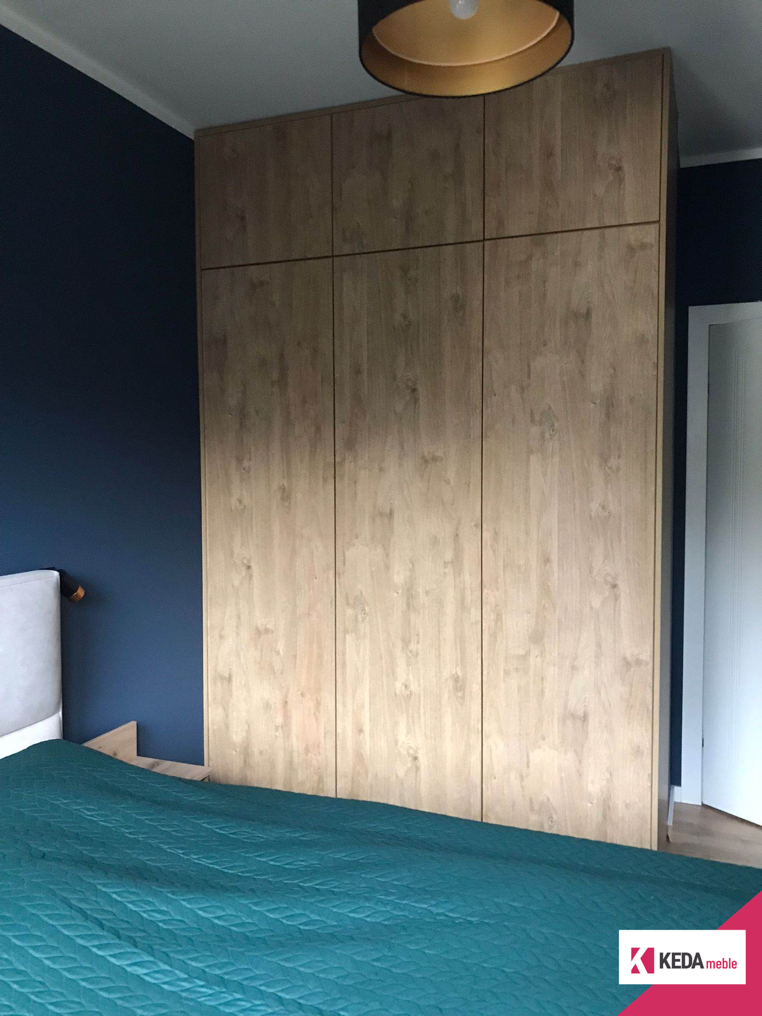 Nowoczesne i funkcjonalne mieszkanie z elegancką kuchnią i praktyczną sypialnią